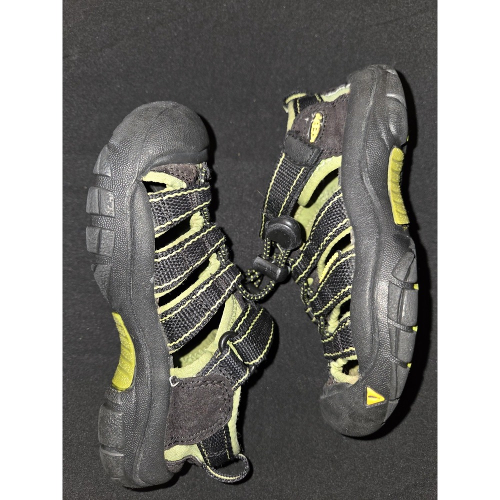 Keen Sandals Newport H2 Fisherman Hiking‎ Water Shoes Kids Size 10 Black Lime